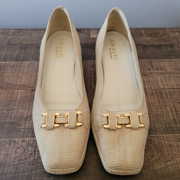Amalfi by Rangoni Shoes - Picture 2 of 7